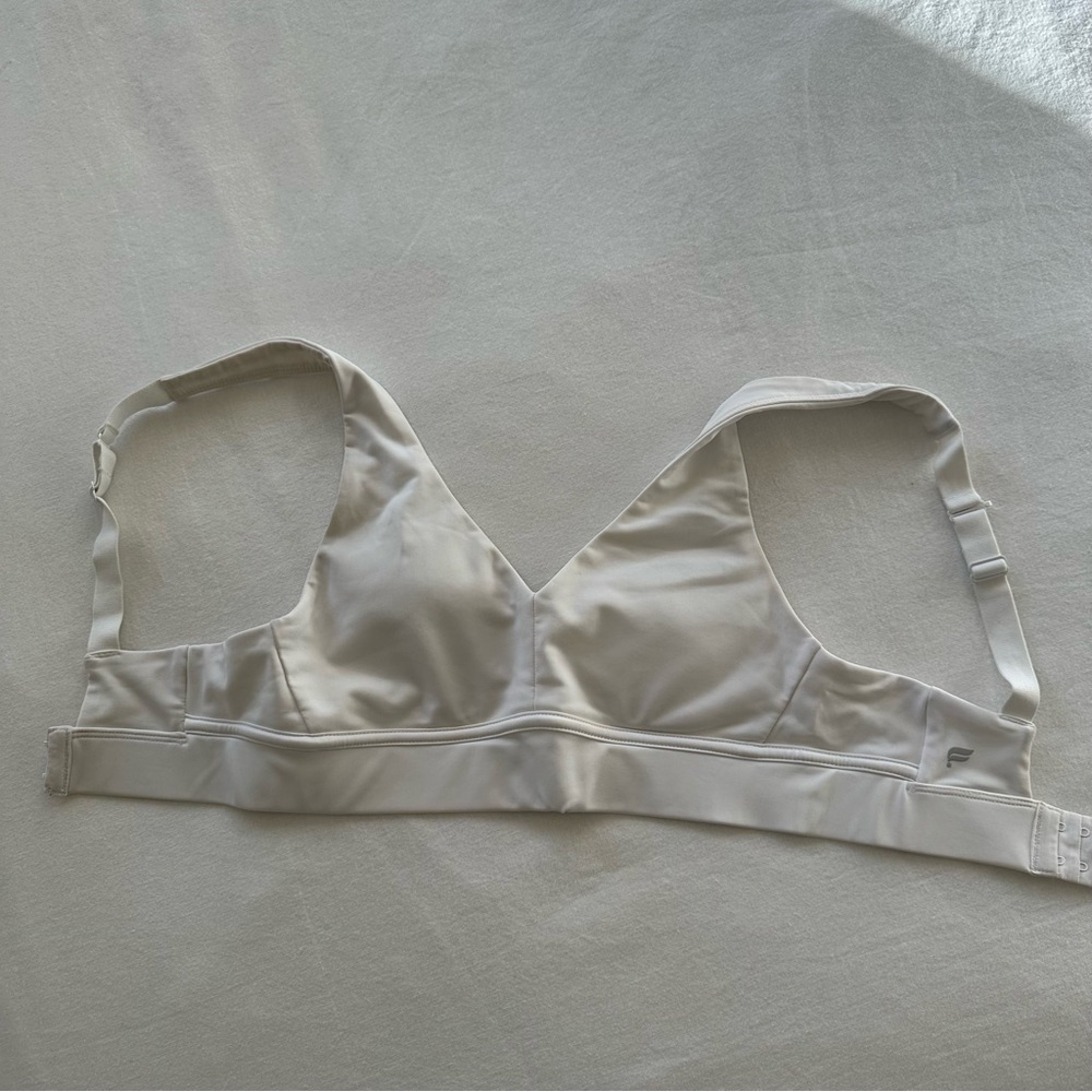 Fabletics white v neck sports bra